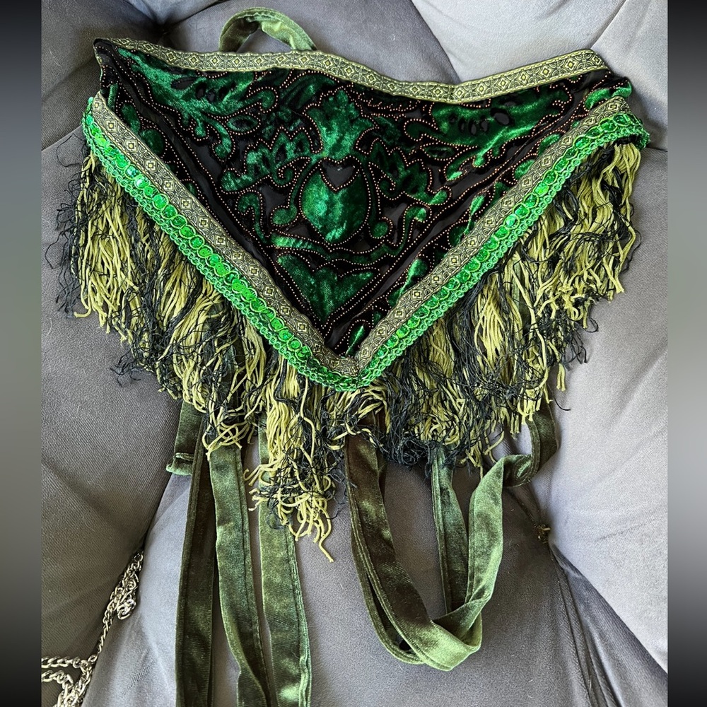 Brand new One of a kind top from Medusacomplex💚✨fits sizes M/L